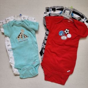 NWT Bundle! Gerber onesies 8 pieces set 0-9months Animals Sports